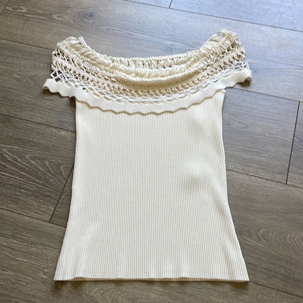 White House Black Market Cream Off the Shoulder crochet top - Picture 5 of 8